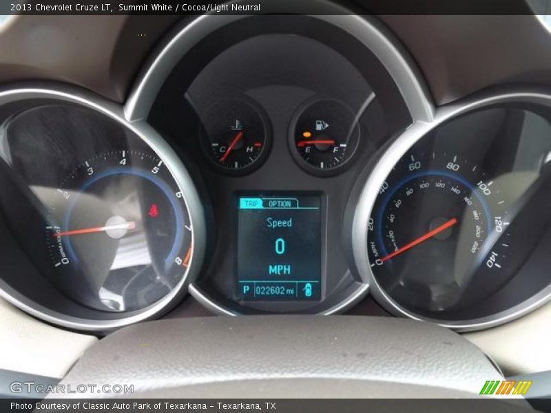 Summit White / Cocoa/Light Neutral 2013 Chevrolet Cruze LT