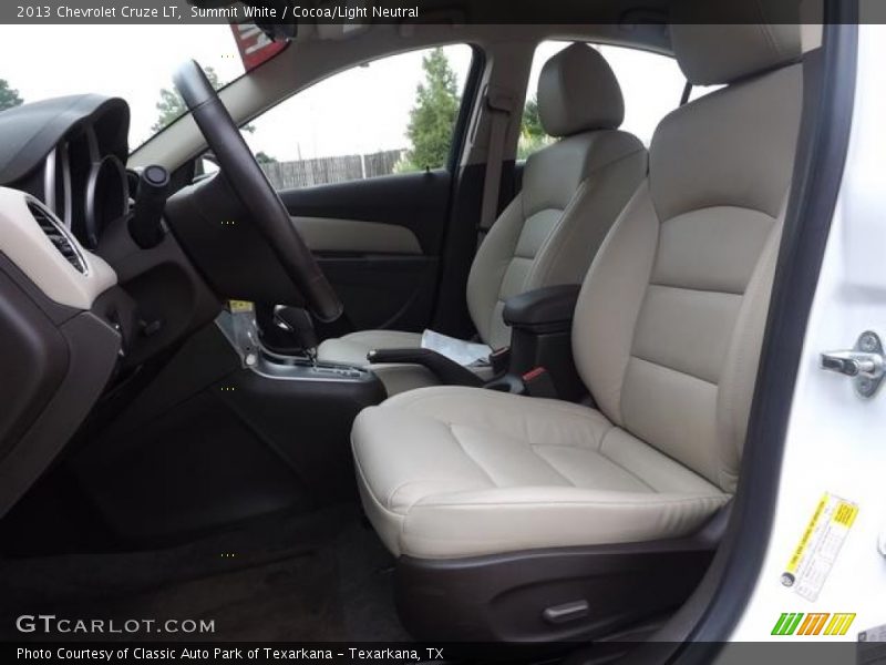 Summit White / Cocoa/Light Neutral 2013 Chevrolet Cruze LT