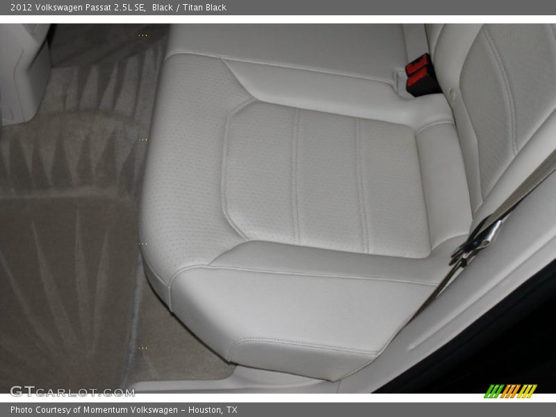 Black / Titan Black 2012 Volkswagen Passat 2.5L SE