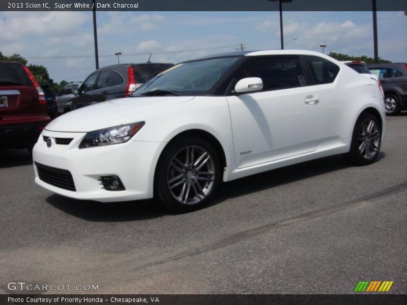 Super White / Dark Charcoal 2013 Scion tC