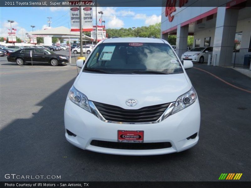 Super White / Light Gray 2011 Toyota Sienna LE