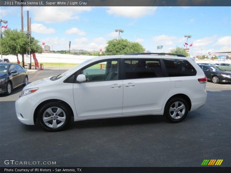 Super White / Light Gray 2011 Toyota Sienna LE