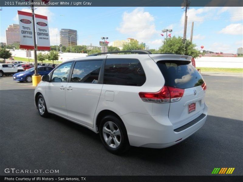 Super White / Light Gray 2011 Toyota Sienna LE