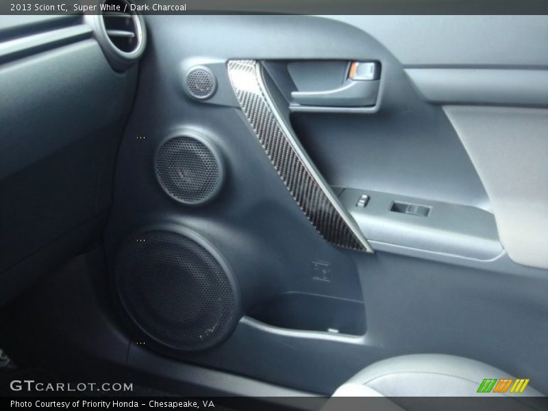 Super White / Dark Charcoal 2013 Scion tC