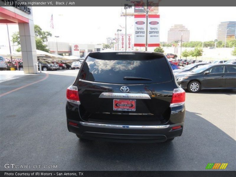 Black / Ash 2013 Toyota Highlander V6