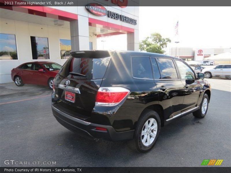 Black / Ash 2013 Toyota Highlander V6