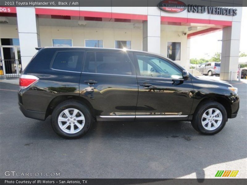 Black / Ash 2013 Toyota Highlander V6