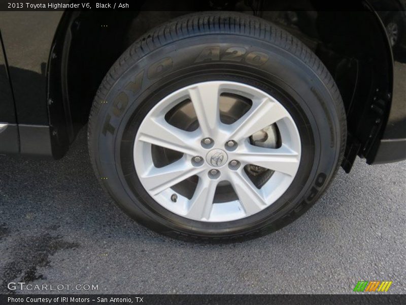 Black / Ash 2013 Toyota Highlander V6