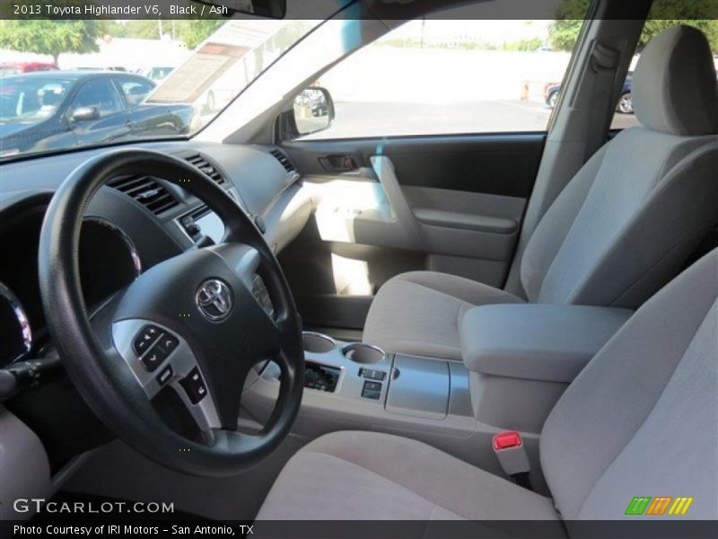 Black / Ash 2013 Toyota Highlander V6