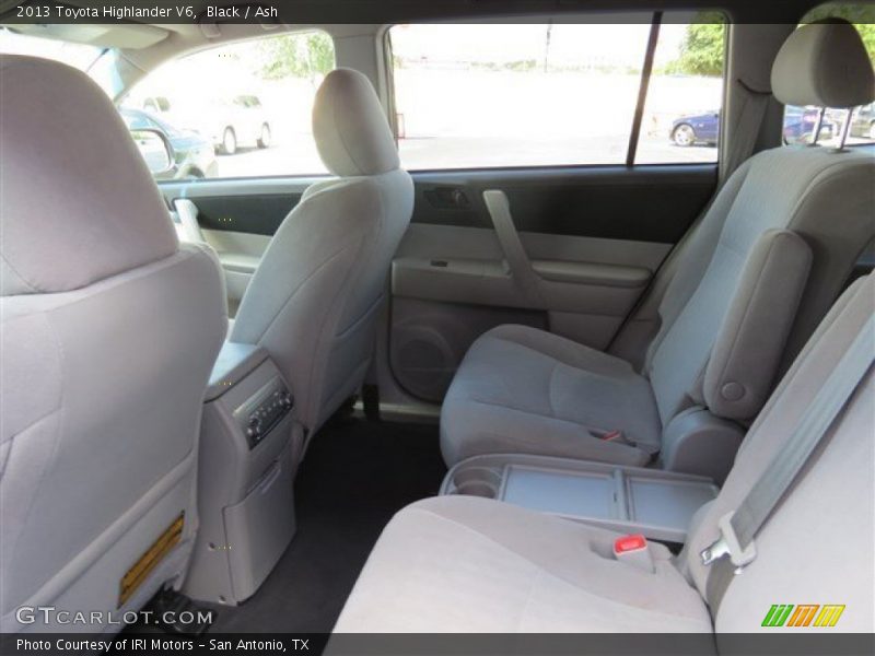 Black / Ash 2013 Toyota Highlander V6