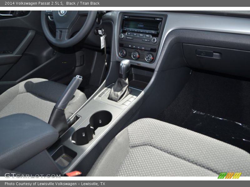 Black / Titan Black 2014 Volkswagen Passat 2.5L S