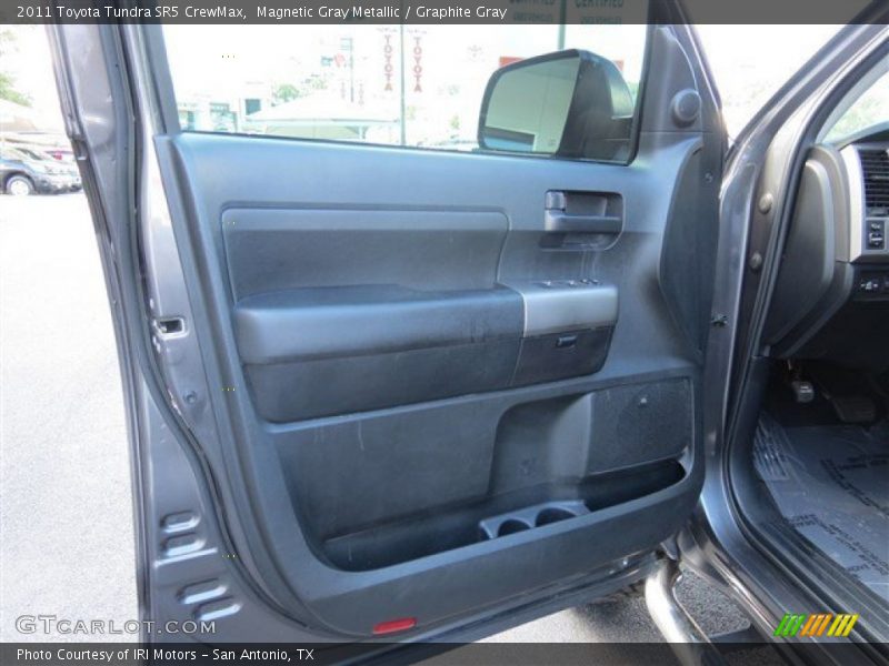Magnetic Gray Metallic / Graphite Gray 2011 Toyota Tundra SR5 CrewMax