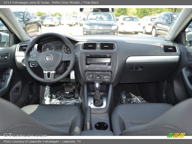 Dashboard of 2014 Jetta SE Sedan
