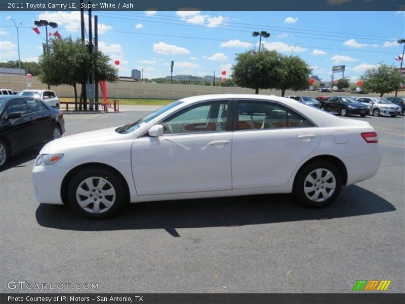 Super White / Ash 2011 Toyota Camry LE