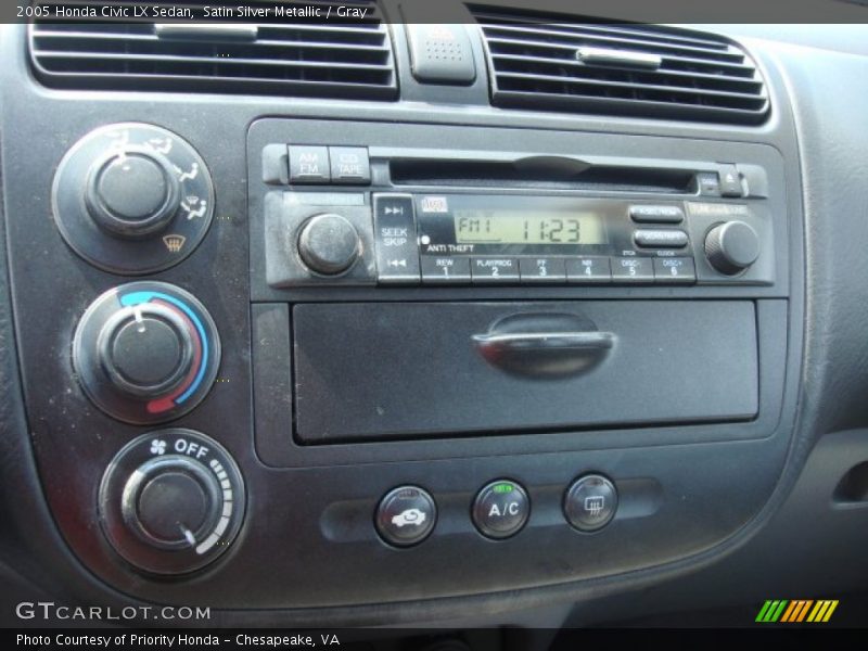 Satin Silver Metallic / Gray 2005 Honda Civic LX Sedan