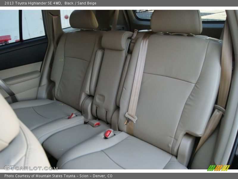 Black / Sand Beige 2013 Toyota Highlander SE 4WD
