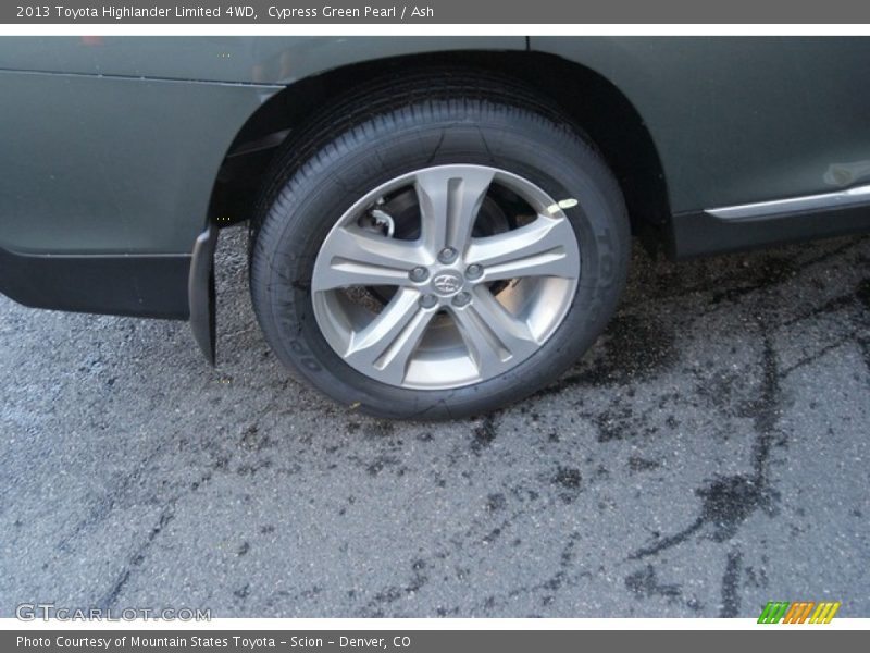 Cypress Green Pearl / Ash 2013 Toyota Highlander Limited 4WD