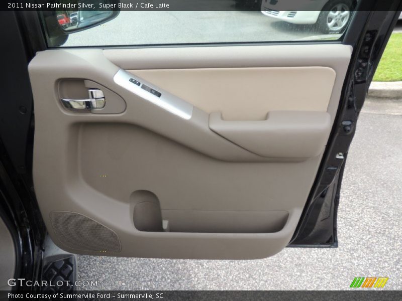 Super Black / Cafe Latte 2011 Nissan Pathfinder Silver