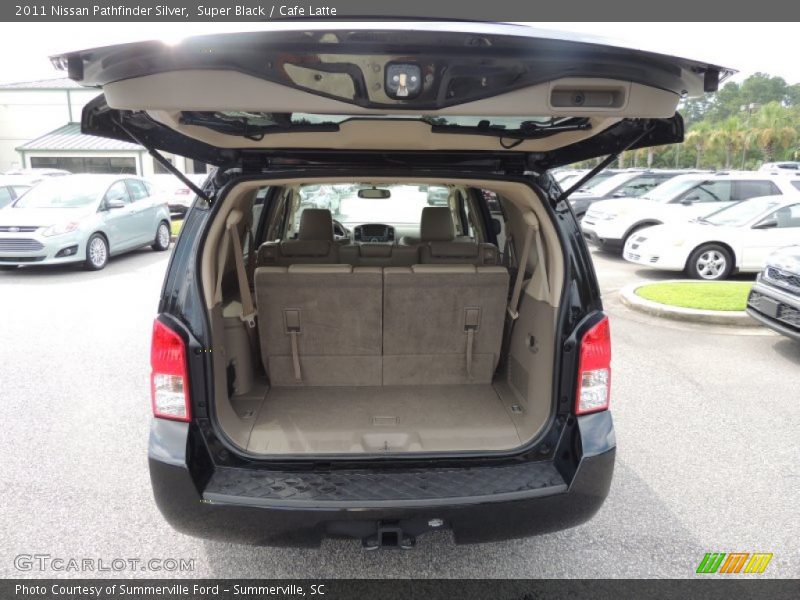 Super Black / Cafe Latte 2011 Nissan Pathfinder Silver