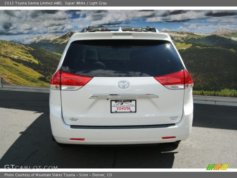 Super White / Light Gray 2013 Toyota Sienna Limited AWD