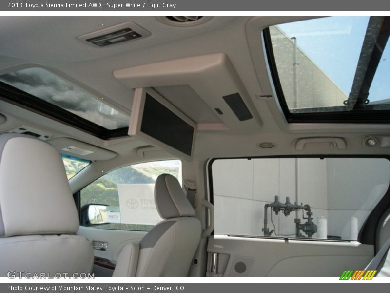 Super White / Light Gray 2013 Toyota Sienna Limited AWD