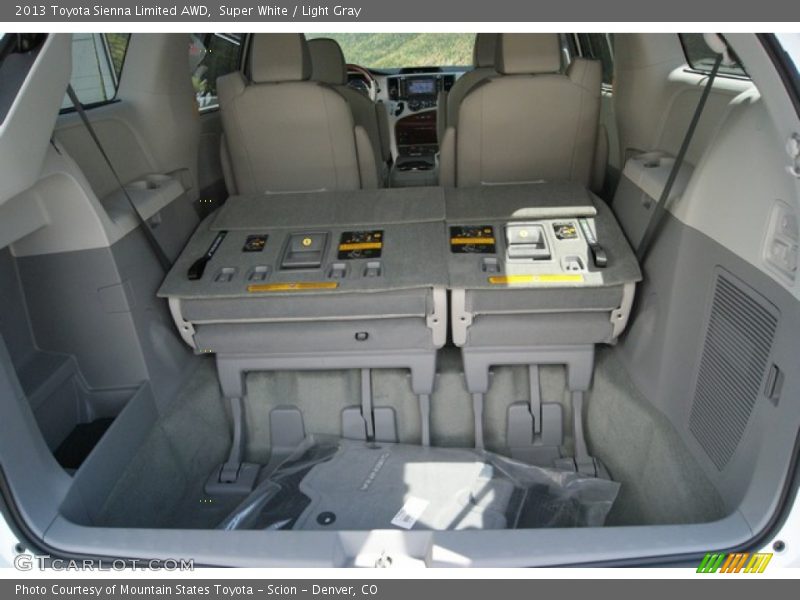 Super White / Light Gray 2013 Toyota Sienna Limited AWD