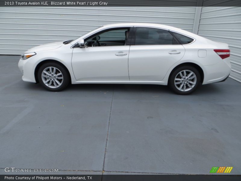 Blizzard White Pearl / Light Gray 2013 Toyota Avalon XLE