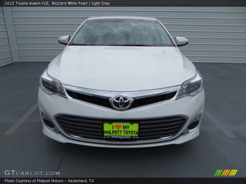 Blizzard White Pearl / Light Gray 2013 Toyota Avalon XLE