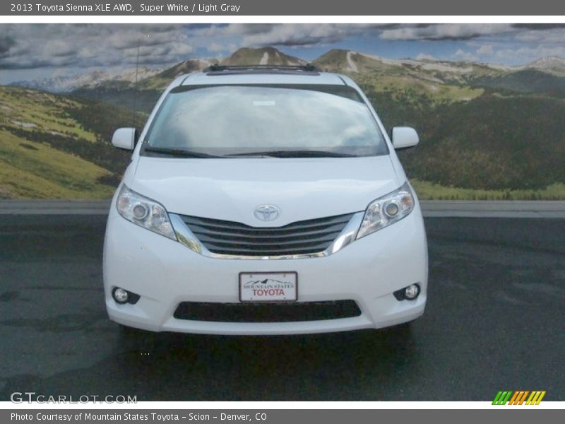 Super White / Light Gray 2013 Toyota Sienna XLE AWD