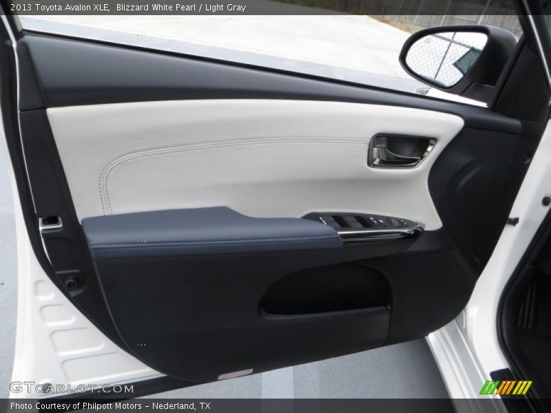 Blizzard White Pearl / Light Gray 2013 Toyota Avalon XLE