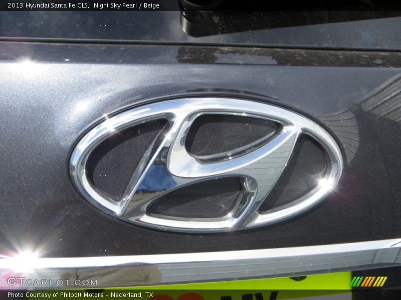 Night Sky Pearl / Beige 2013 Hyundai Santa Fe GLS