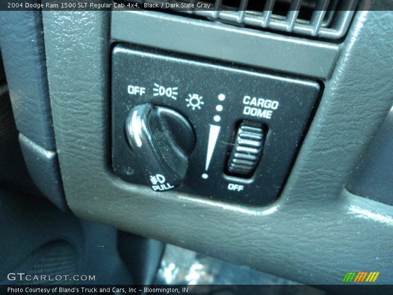 Black / Dark Slate Gray 2004 Dodge Ram 1500 SLT Regular Cab 4x4