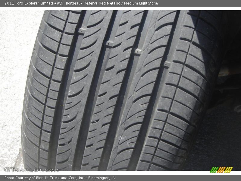 Bordeaux Reserve Red Metallic / Medium Light Stone 2011 Ford Explorer Limited 4WD