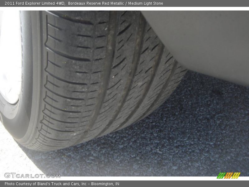 Bordeaux Reserve Red Metallic / Medium Light Stone 2011 Ford Explorer Limited 4WD