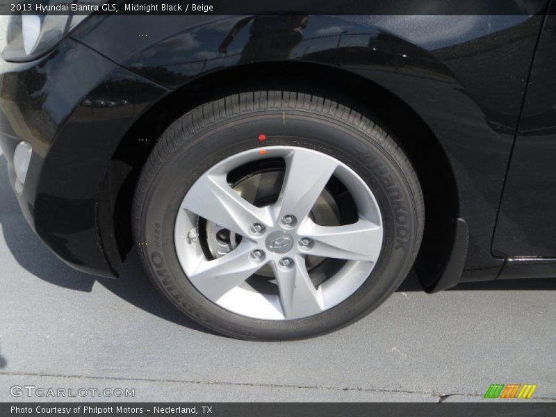 Midnight Black / Beige 2013 Hyundai Elantra GLS