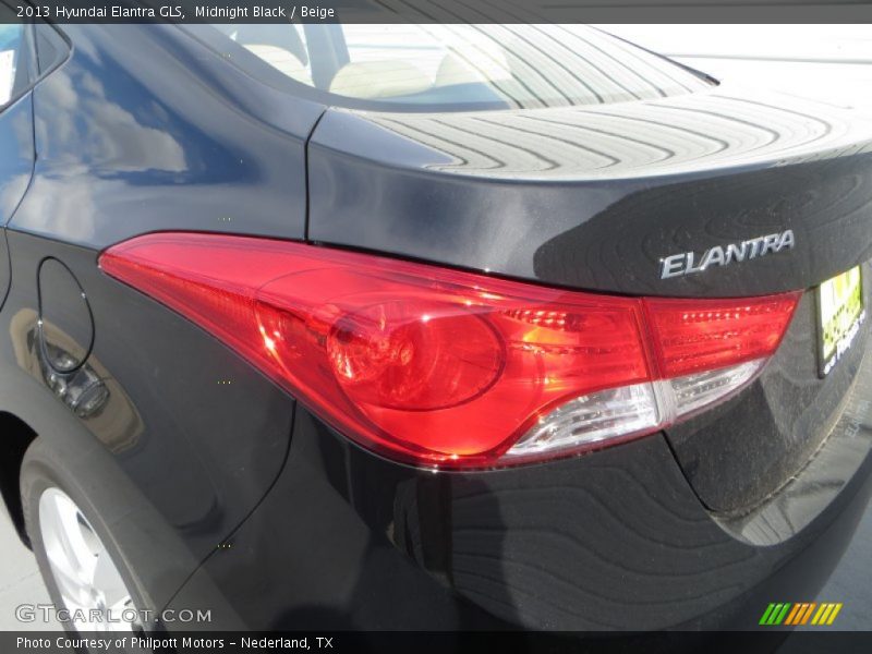 Midnight Black / Beige 2013 Hyundai Elantra GLS