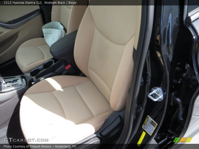 Midnight Black / Beige 2013 Hyundai Elantra GLS