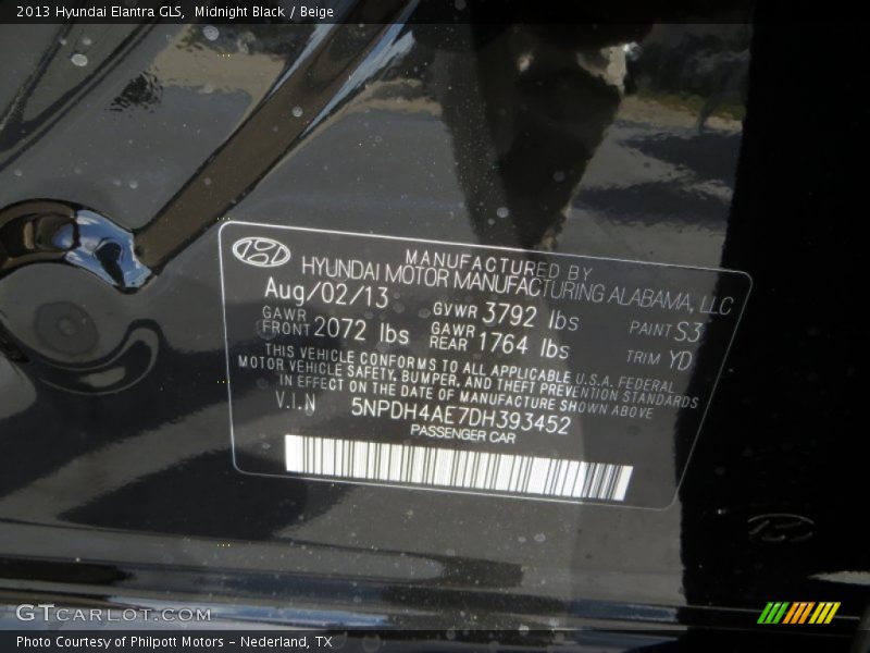 Midnight Black / Beige 2013 Hyundai Elantra GLS