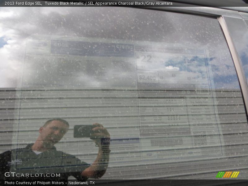 Tuxedo Black Metallic / SEL Appearance Charcoal Black/Gray Alcantara 2013 Ford Edge SEL
