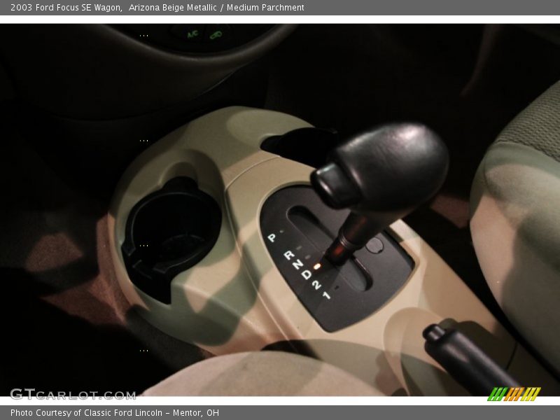 Arizona Beige Metallic / Medium Parchment 2003 Ford Focus SE Wagon