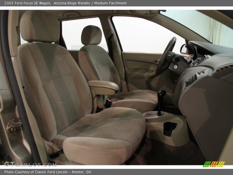 Arizona Beige Metallic / Medium Parchment 2003 Ford Focus SE Wagon