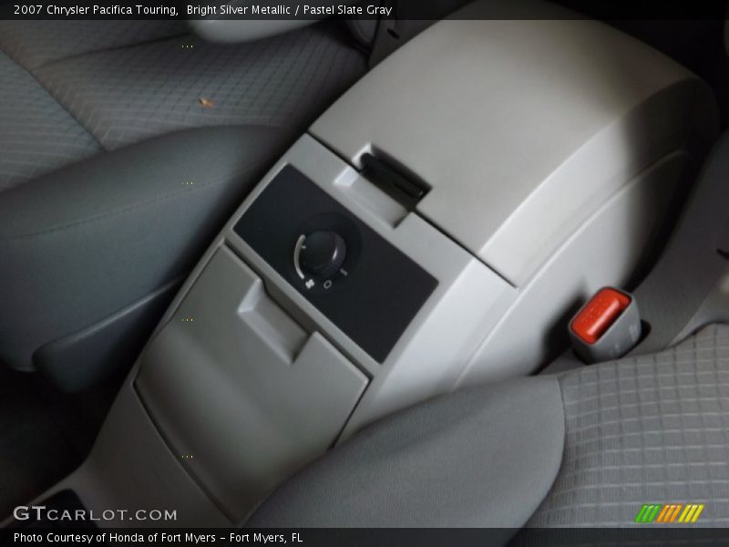 Bright Silver Metallic / Pastel Slate Gray 2007 Chrysler Pacifica Touring
