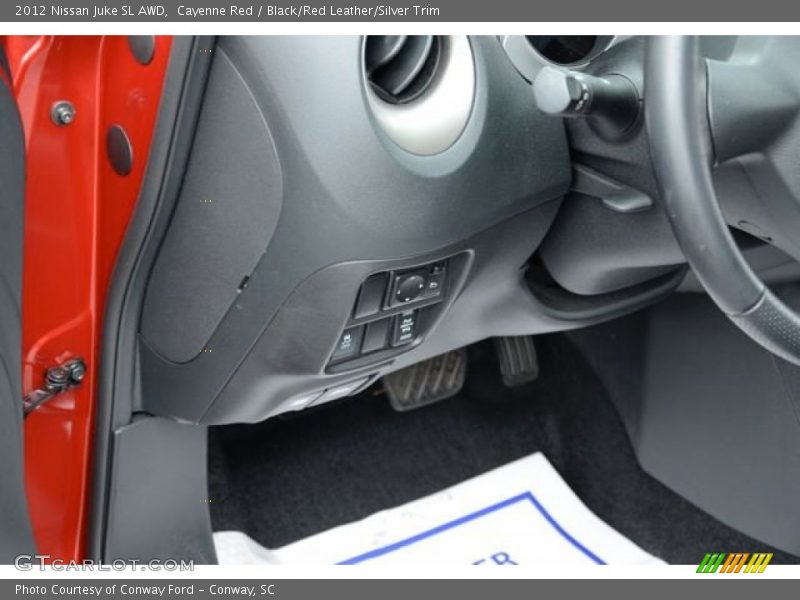 Cayenne Red / Black/Red Leather/Silver Trim 2012 Nissan Juke SL AWD