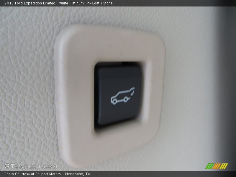 White Platinum Tri-Coat / Stone 2013 Ford Expedition Limited