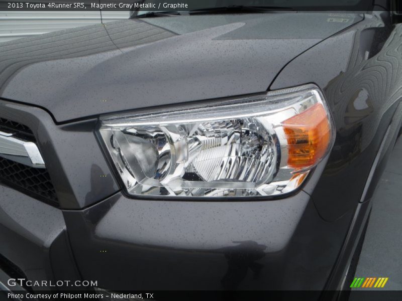 Magnetic Gray Metallic / Graphite 2013 Toyota 4Runner SR5