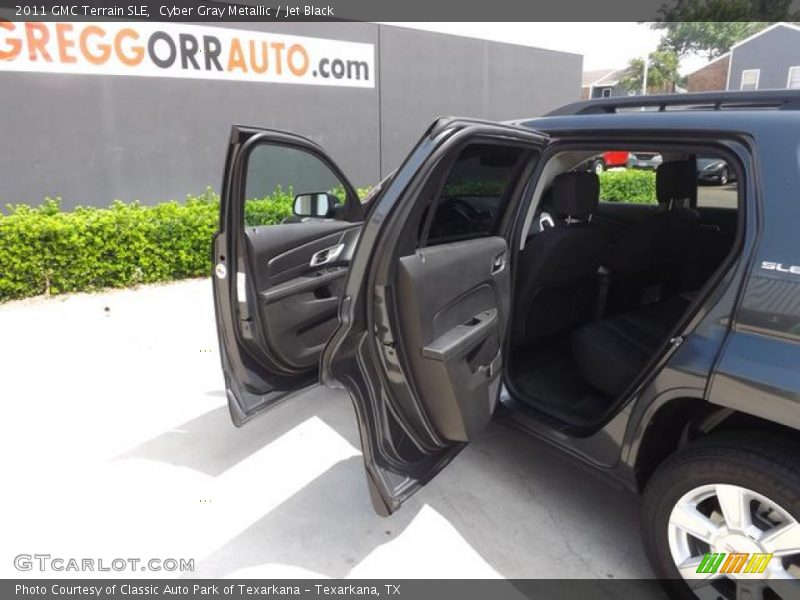 Cyber Gray Metallic / Jet Black 2011 GMC Terrain SLE