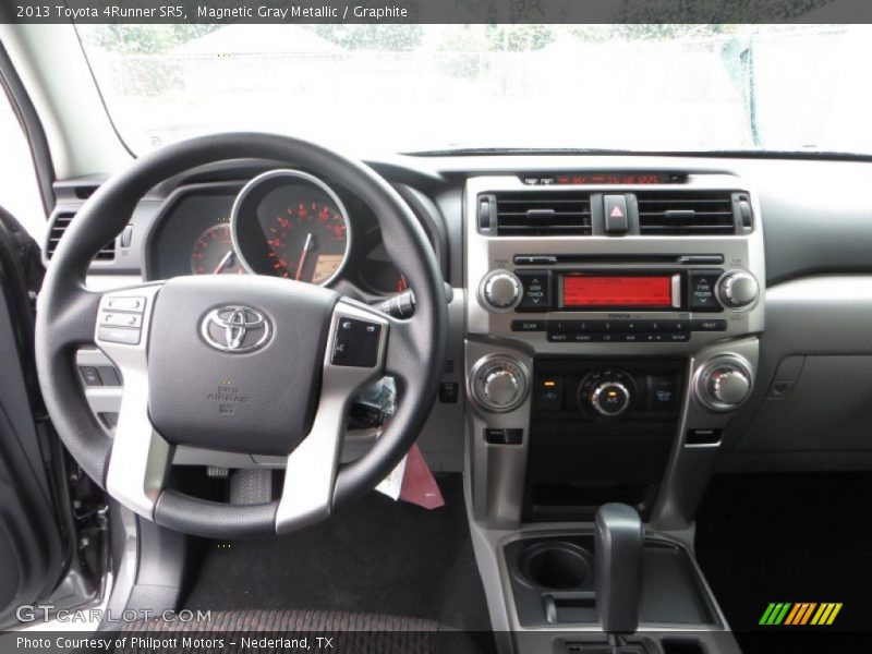 Magnetic Gray Metallic / Graphite 2013 Toyota 4Runner SR5