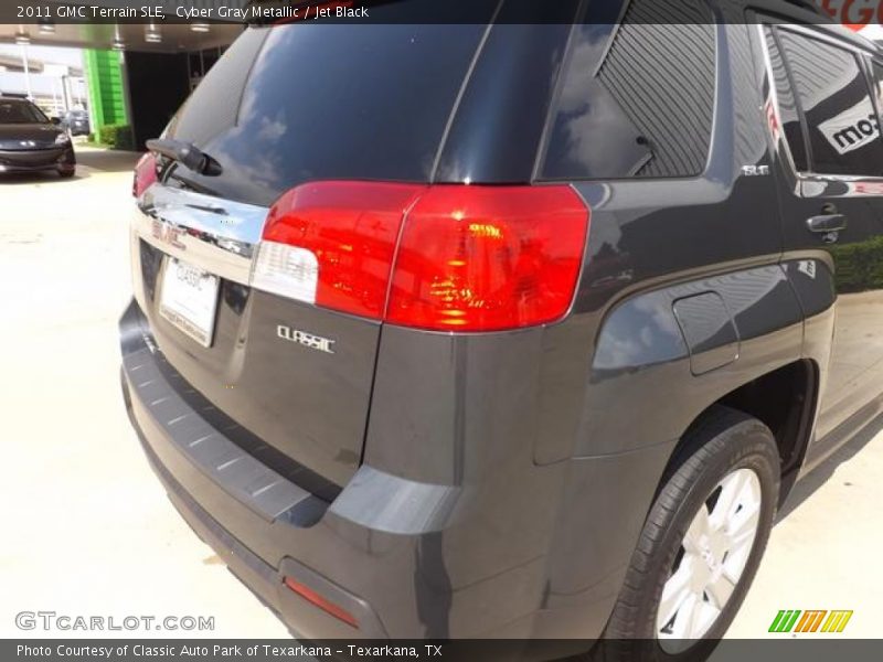 Cyber Gray Metallic / Jet Black 2011 GMC Terrain SLE