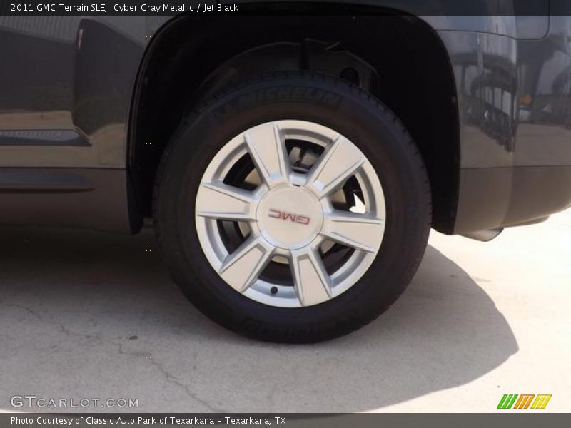 Cyber Gray Metallic / Jet Black 2011 GMC Terrain SLE