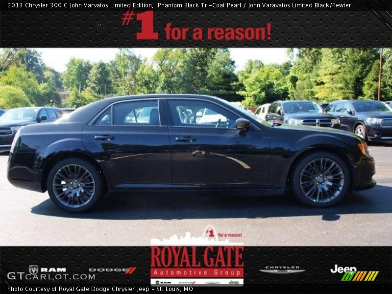 Phantom Black Tri-Coat Pearl / John Varavatos Limited Black/Pewter 2013 Chrysler 300 C John Varvatos Limited Edition